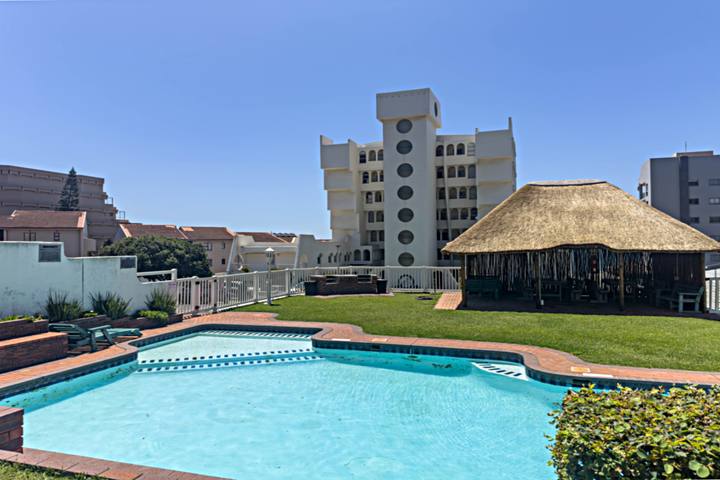 La Mustique 14 Complex Pool
